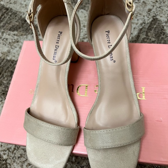 ✅ 3 for $30
Modern Milly Heel - Picture 5 of 7